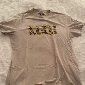 YETI Tan Camo Logo T-Shirt